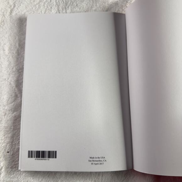 Dracula by Bram Stoker – Classic Horror Novel 2015 Paperback Edition - Picture 7 of 8